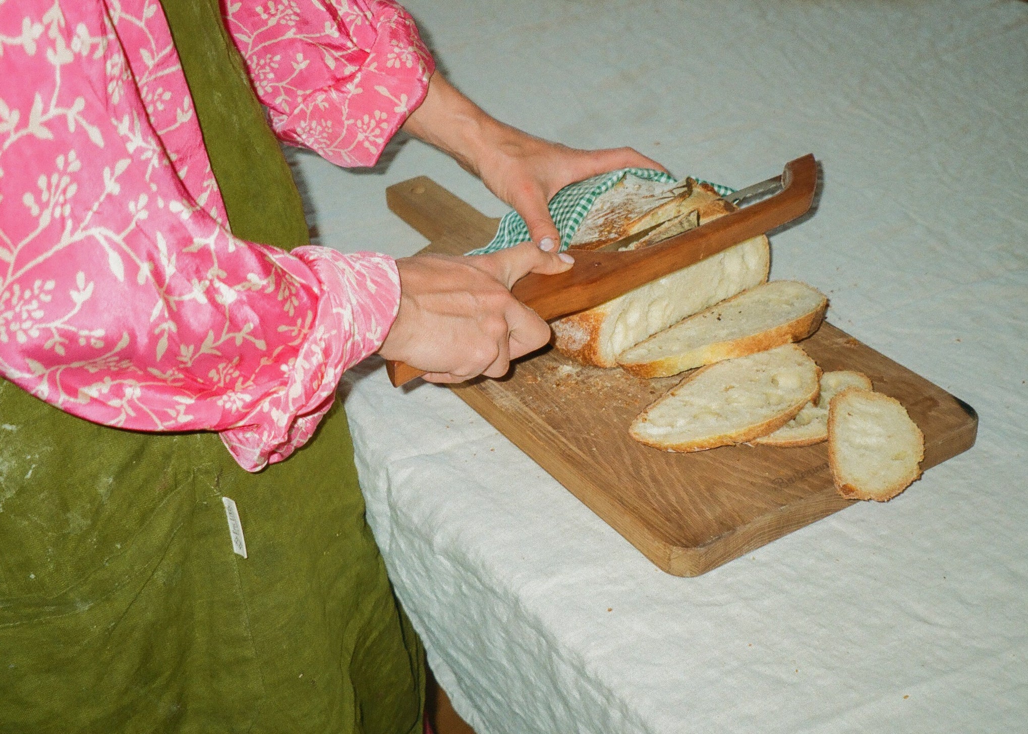 Bread Bow Knife Ballerina Farm
