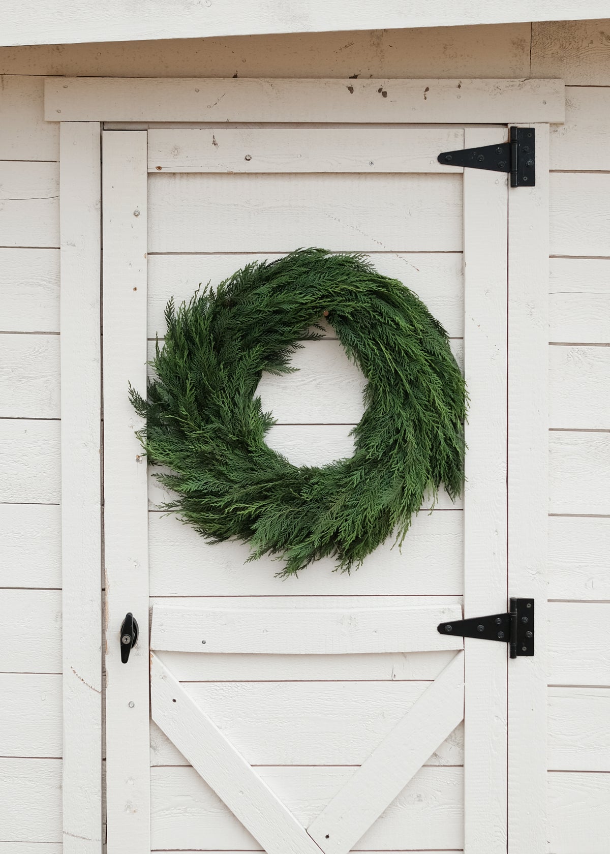 Holiday Wreaths & Garlands