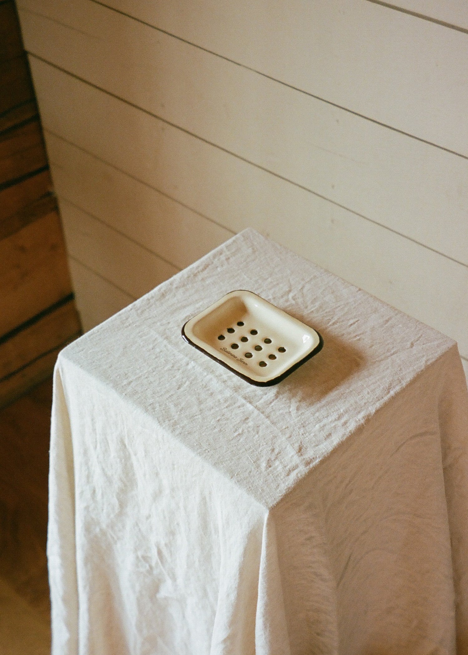 Enamel Soap Dish