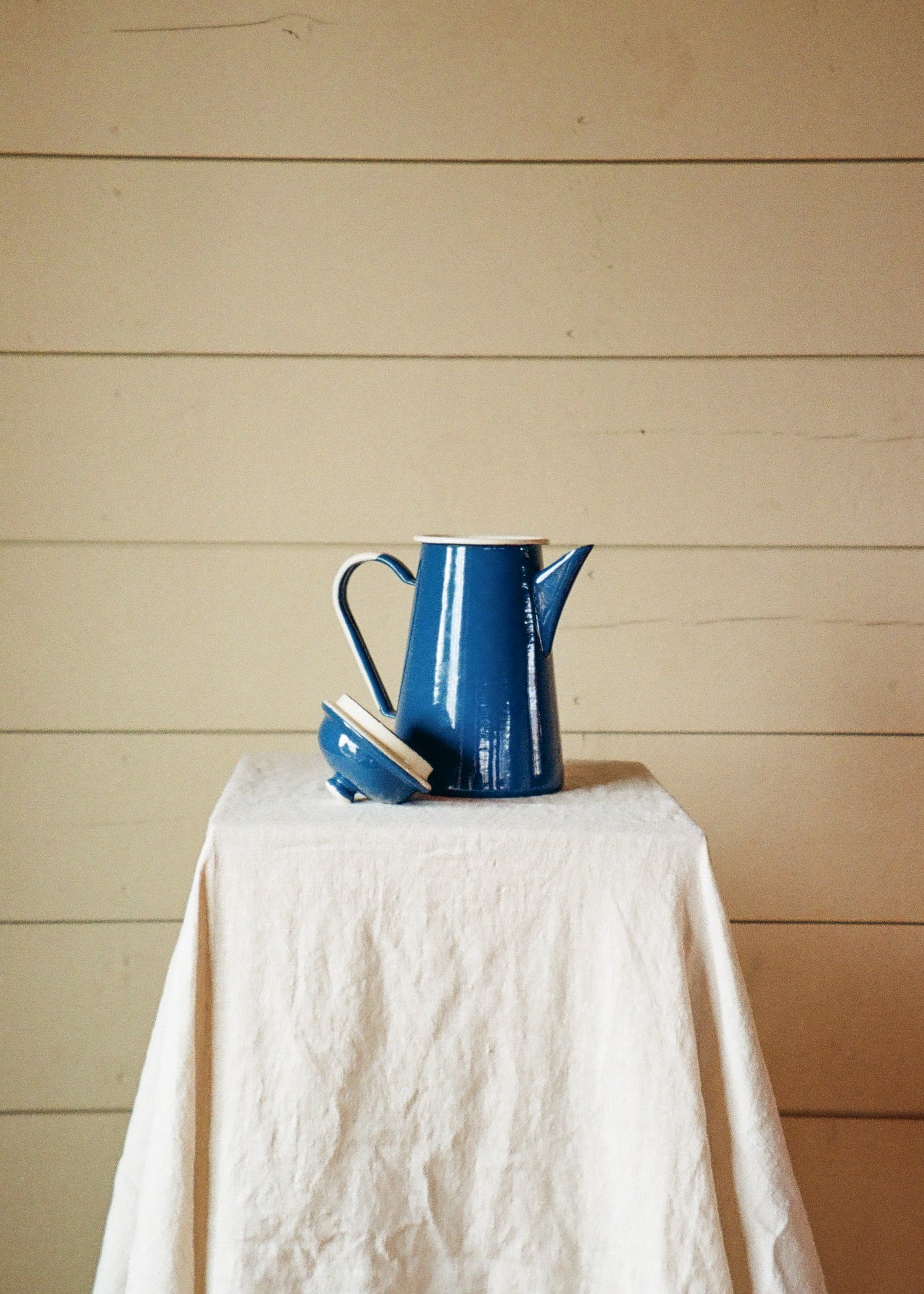 Enamel Tall Tea Pot